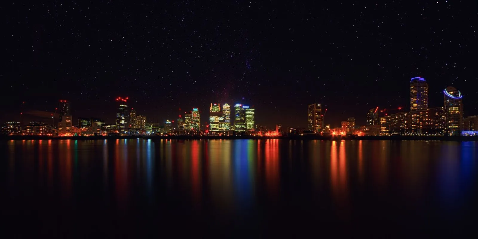 台中夏季夜間城市燈景,台中北屯寵物友善住宿夜跑週末推薦