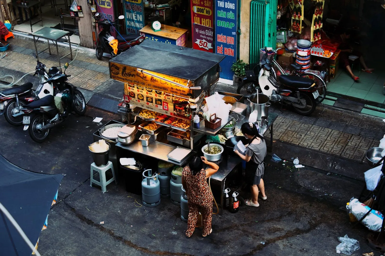 台中北屯總站夜市美食小吃,逛完夜市就近親子住宿